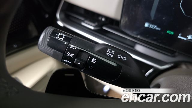 Kia Carnival (IV) HEV 9-Seater Hi-Limousine Signature 2025 — фото 29