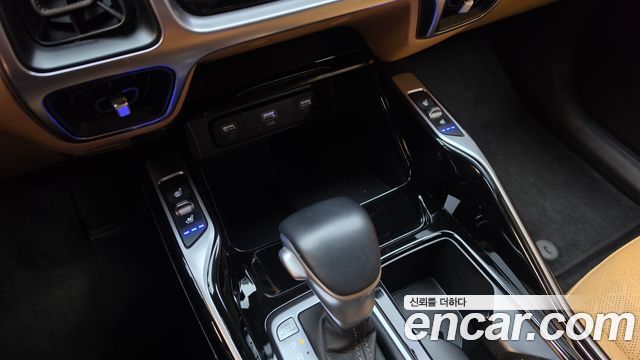 Kia Sorento (IV) Gasoline 2.5T 2WD Prestige 2022 — фото 28