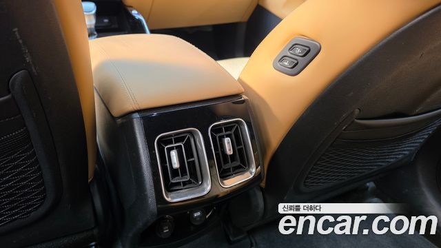 Kia Sorento (IV) Gasoline 2.5T 2WD Prestige 2022 — фото 33