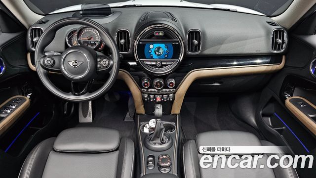 MINI Cooper Countryman HIGH 2nd 2019 — фото 7