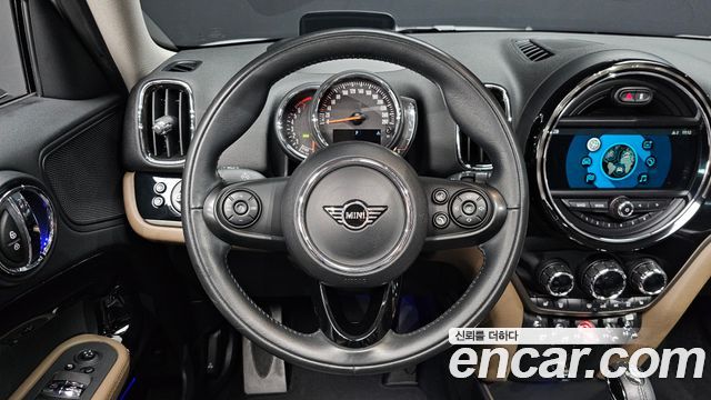 MINI Cooper Countryman HIGH 2nd 2019 — фото 17