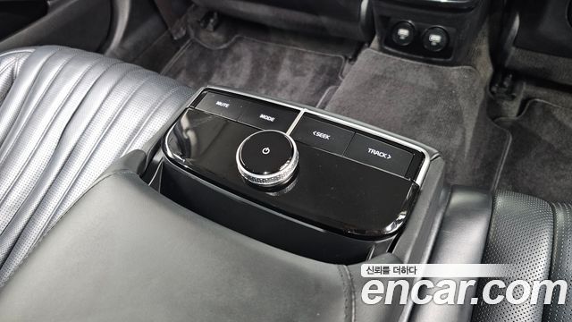 Kia K8 3.5 Gasoline 4WD Platinum 2022 — фото 37