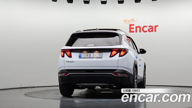 Hyundai Tucson (NX4) Gasoline 1.6 Turbo 2WD Premium 2023 — фото 4