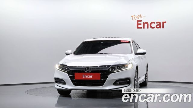 Honda Accord (X) 2.0 Hybrid Touring 2019 — фото 3