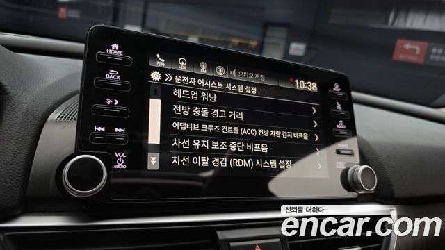 Honda Accord (X) 2.0 Hybrid Touring 2019 — фото 16
