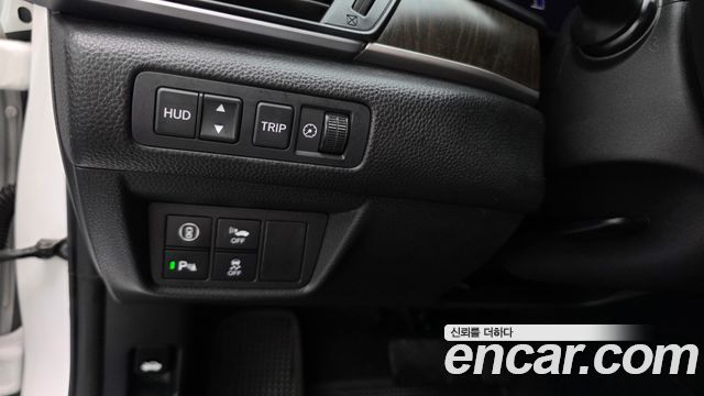 Honda Accord (X) 2.0 Hybrid Touring 2019 — фото 19