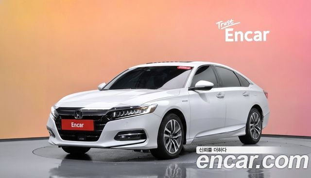 Honda Accord (X) 2.0 Hybrid Touring 2019 — фото 1