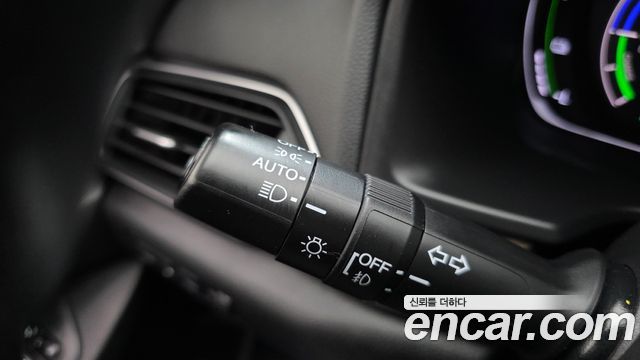 Honda Accord (X) 2.0 Hybrid Touring 2019 — фото 28