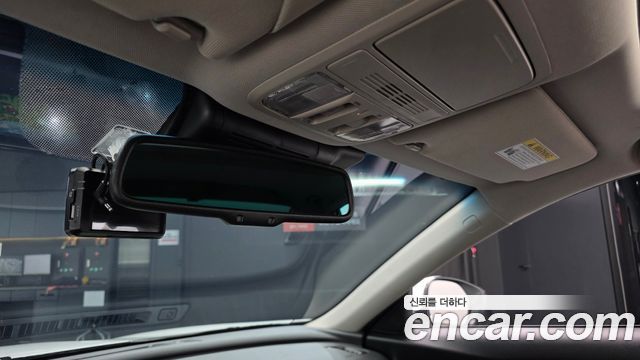 Honda Accord (X) 2.0 Hybrid Touring 2019 — фото 30