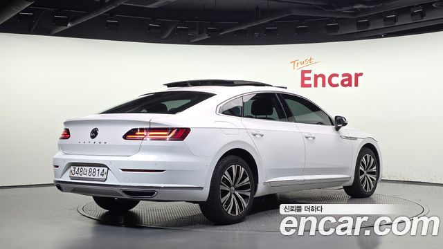 Volkswagen Arteon 2.0 TDI Premium 2019 — фото 2
