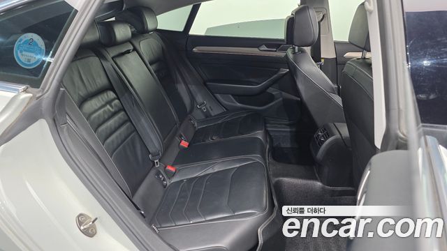 Volkswagen Arteon 2.0 TDI Premium 2019 — фото 12