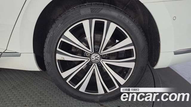 Volkswagen Arteon 2.0 TDI Premium 2019 — фото 21