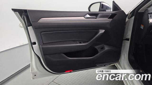 Volkswagen Arteon 2.0 TDI Premium 2019 — фото 24