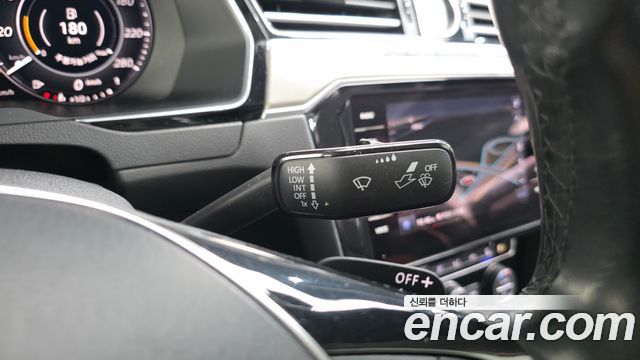 Volkswagen Arteon 2.0 TDI Premium 2019 — фото 28
