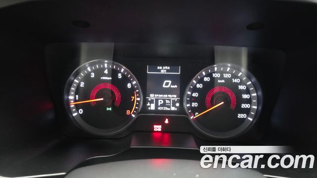 KG Mobility (SsangYong) Beautiful Korando Gasoline 1.5 2WD C5 2023 — фото 8