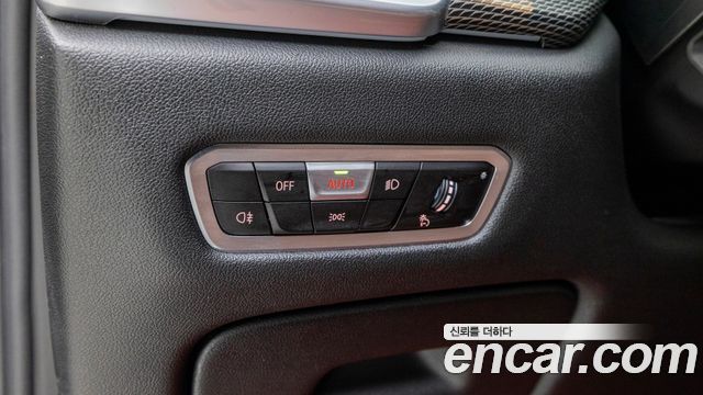 BMW X6 (G06) xDrive40i M Sport 2022 — фото 18