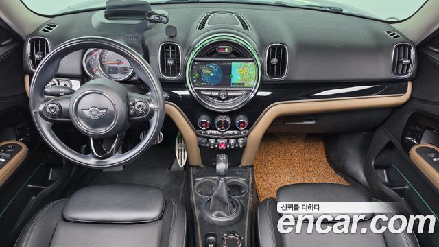 MINI Cooper D Countryman ALL4 HIGH 2nd 2018 — фото 7