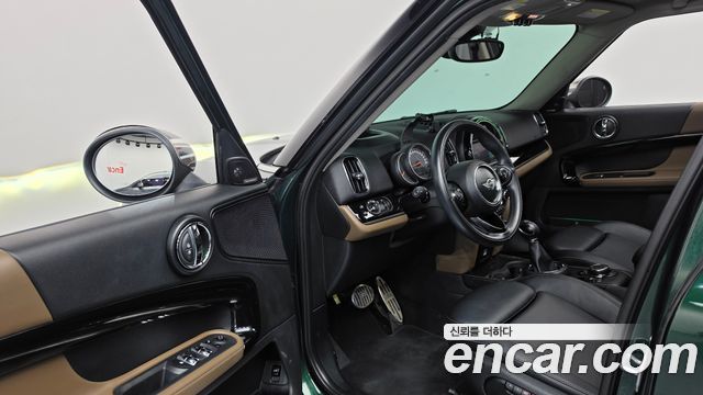 MINI Cooper D Countryman ALL4 HIGH 2nd 2018 — фото 10
