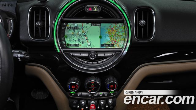 MINI Cooper D Countryman ALL4 HIGH 2nd 2018 — фото 14