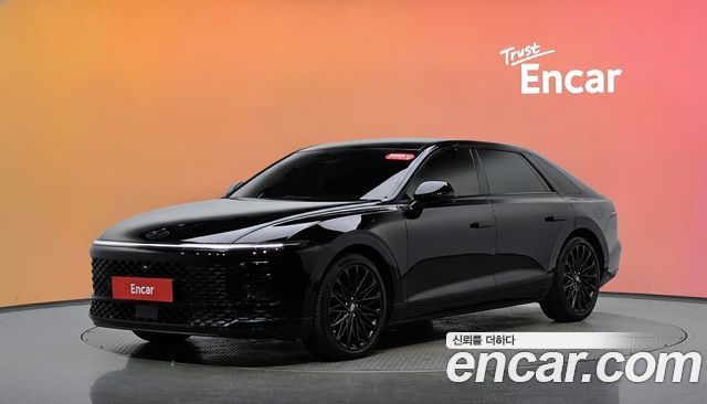 Hyundai Grandeur Hybrid (GN7) Calligraphy 2023 — фото 1