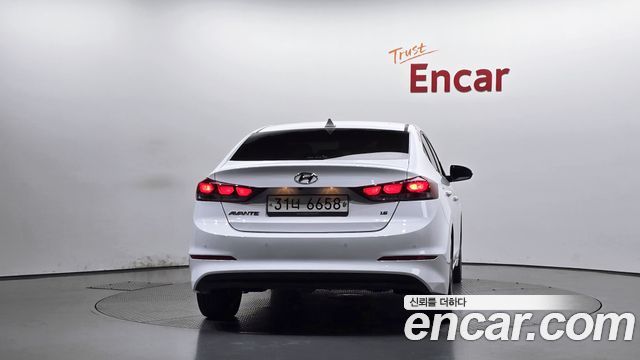 Hyundai Avante (AD) 1.6 GDI Value Plus 2018 — фото 4