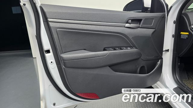 Hyundai Avante (AD) 1.6 GDI Value Plus 2018 — фото 24