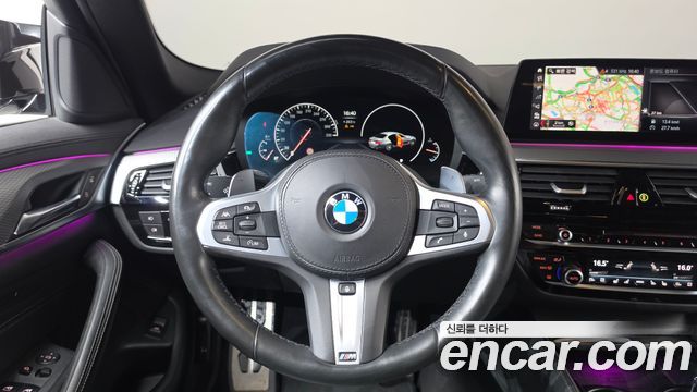 BMW 5 Series (G30) 520d M Sport Package Plus 2019 — фото 17