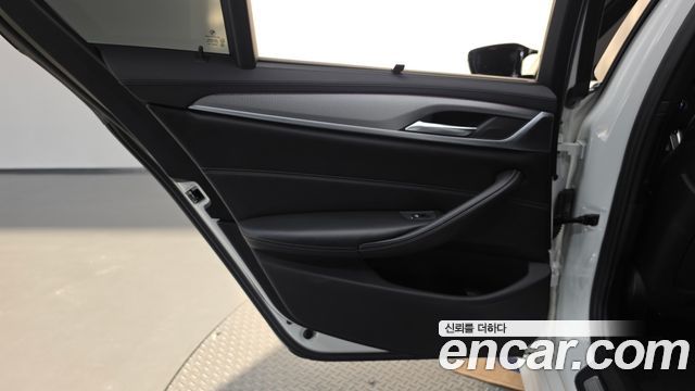 BMW 5 Series (G30) 520d M Sport Package Plus 2019 — фото 31