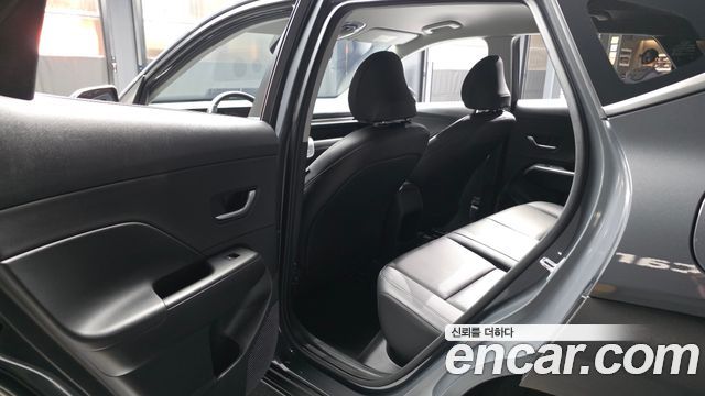 Hyundai Kona (SX2) Gasoline 2.0 2WD Modern 2023 — фото 26