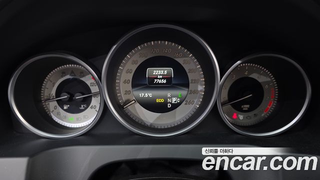 Mercedes-Benz E-Class (W212) E200 Coupe 2015 — фото 8