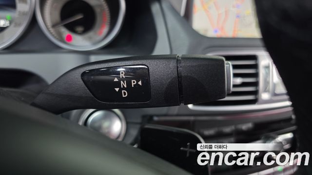 Mercedes-Benz E-Class (W212) E200 Coupe 2015 — фото 9