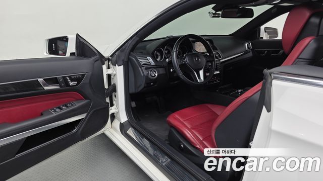 Mercedes-Benz E-Class (W212) E200 Coupe 2015 — фото 10
