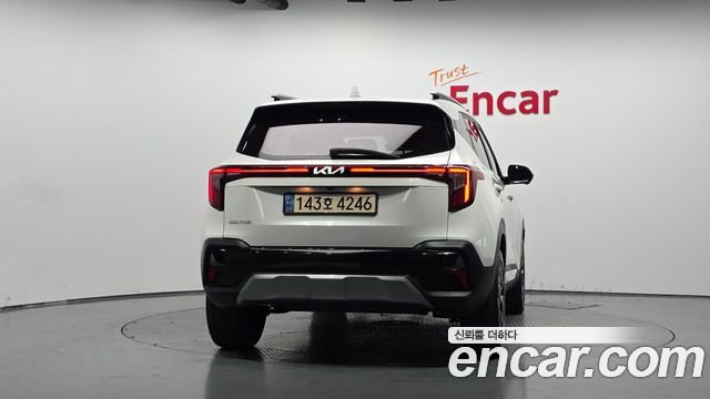Kia Seltos Gasoline 1.6 Turbo 2WD Signature 2023 — фото 4