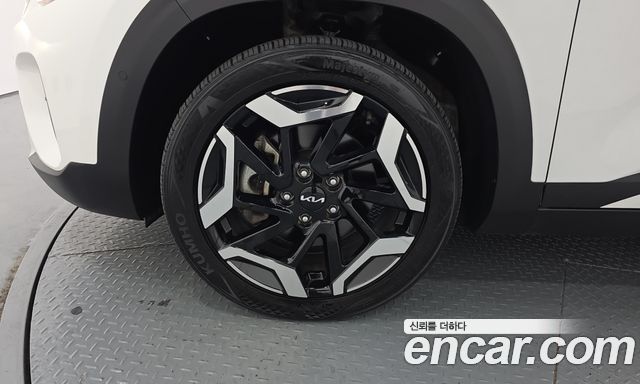 Kia Seltos Gasoline 1.6 Turbo 2WD Signature 2023 — фото 5