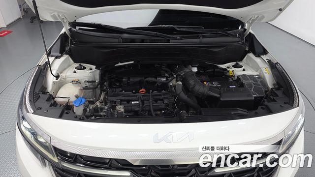 Kia Seltos Gasoline 1.6 Turbo 2WD Signature 2023 — фото 6