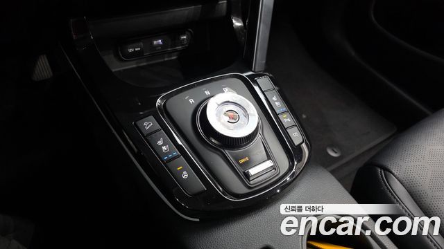Kia Seltos Gasoline 1.6 Turbo 2WD Signature 2023 — фото 9