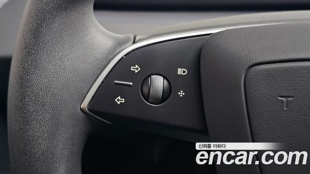 Tesla Model 3 RWD 2025 — фото 14