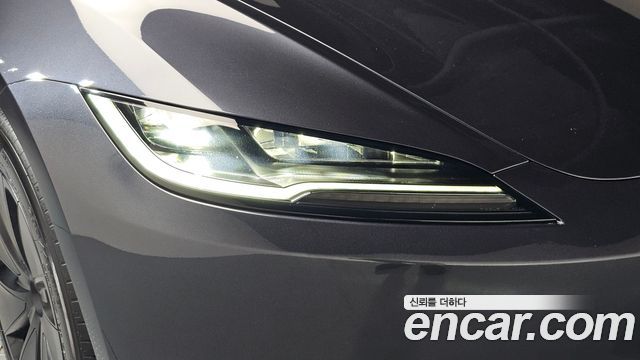 Tesla Model 3 RWD 2025 — фото 22