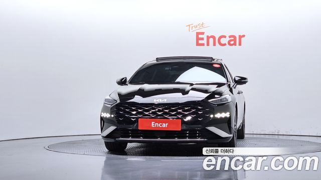 Kia K8 2.5 Gasoline 2WD Signature Special 2024 — фото 3