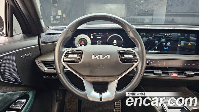 Kia K8 2.5 Gasoline 2WD Signature Special 2024 — фото 13