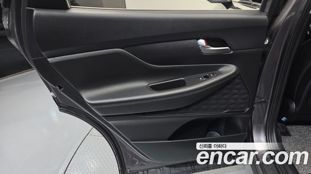 Hyundai Santa Fe Gasoline 2.5T 2WD Premium Choice 2021 — фото 25