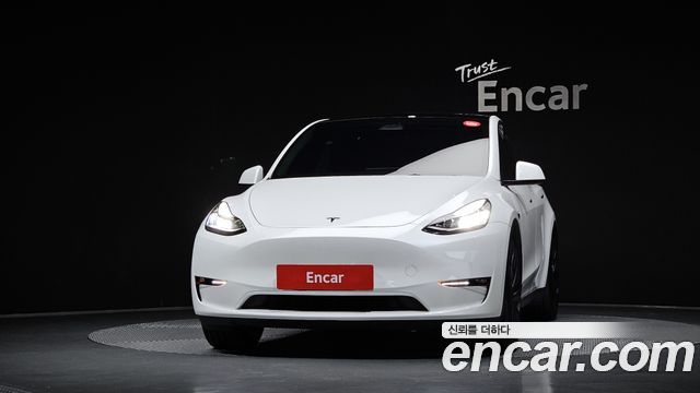 Tesla Model Y Long Range AWD 2022 — фото 3