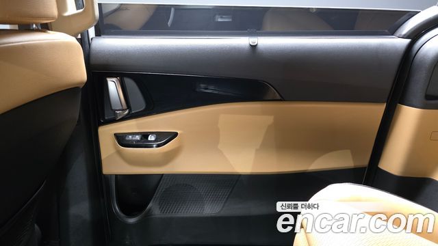 Kia Carnival (IV) Gasoline 7-Seater Noblesse 2022 — фото 25