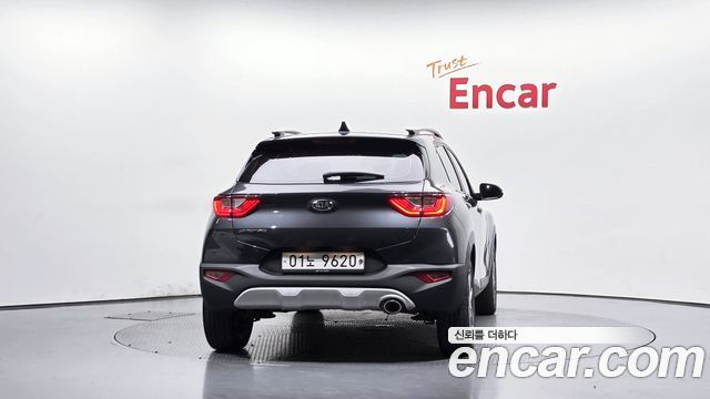 Kia Stonic 1.4 Prestige 2019 — фото 4