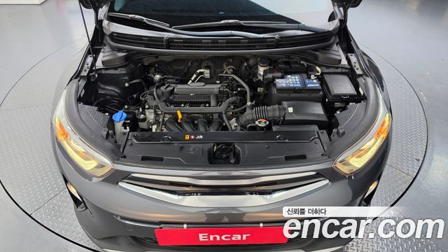Kia Stonic 1.4 Prestige 2019 — фото 6