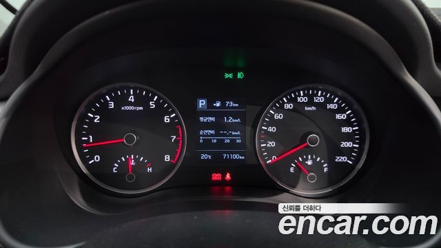 Kia Stonic 1.4 Prestige 2019 — фото 8
