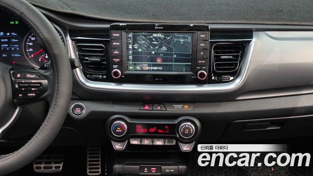 Kia Stonic 1.4 Prestige 2019 — фото 15