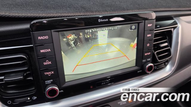 Kia Stonic 1.4 Prestige 2019 — фото 16