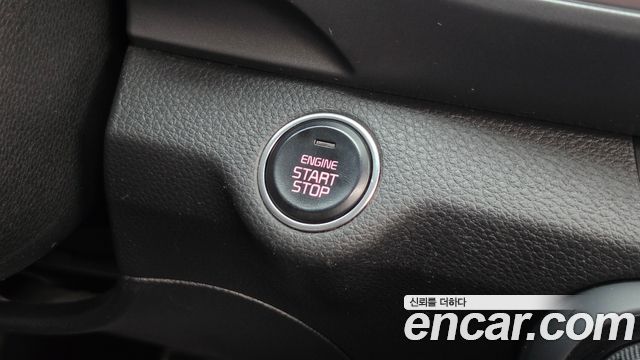 Kia Stonic 1.4 Prestige 2019 — фото 20