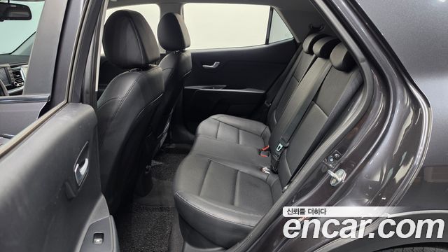 Kia Stonic 1.4 Prestige 2019 — фото 26